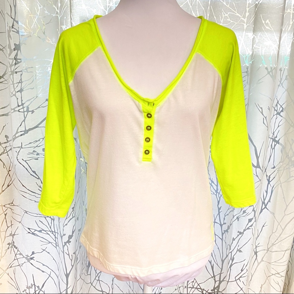 Billabong white neon yellow button scoop neck 1/2 sleeve baseball tee shirt top